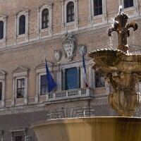 Piazza Farnese