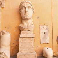 Capitoline Museums - Emperor Constantine statue