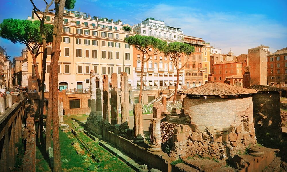 Curious stories and places - Largo di Torre Argentina