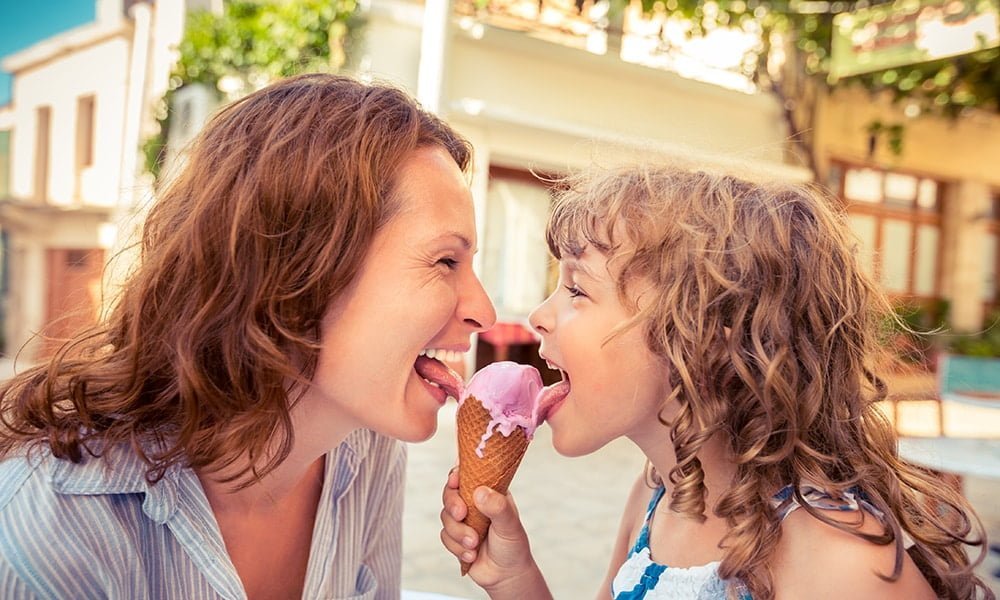 Guided tour for children with ice cream