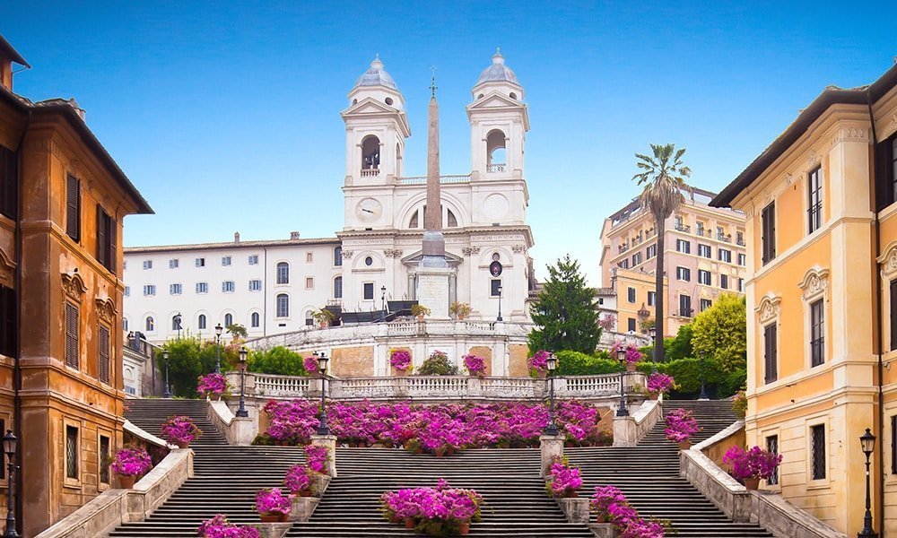 Rome at 6 o'clock in the morning - Piazza di Spagna