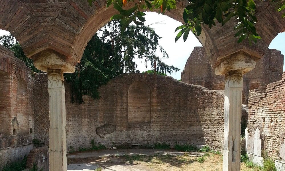 My Rome - San Salvatore in Lauro - Roman courtyard